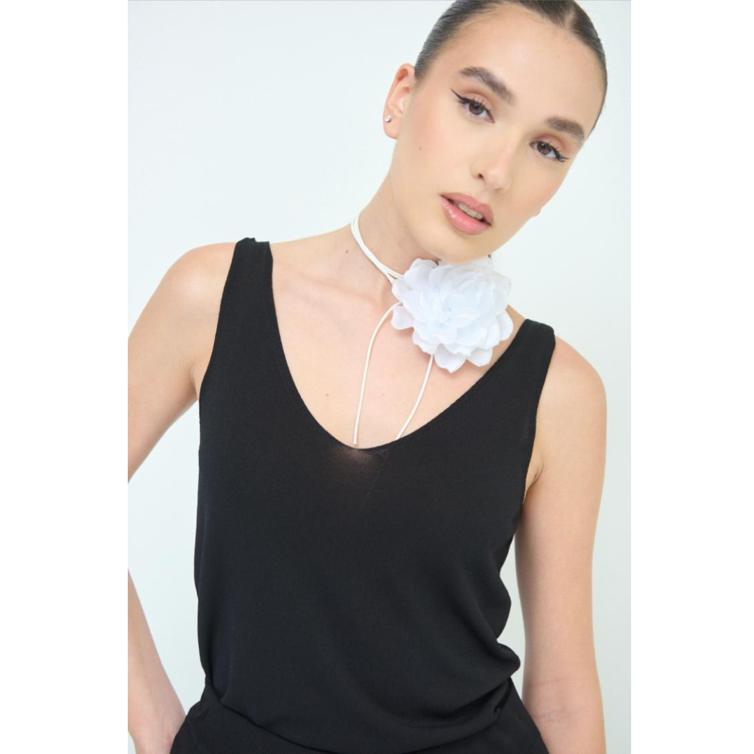 Cropped Rib Top – Trendy & Vrouwelijk | Kikisix