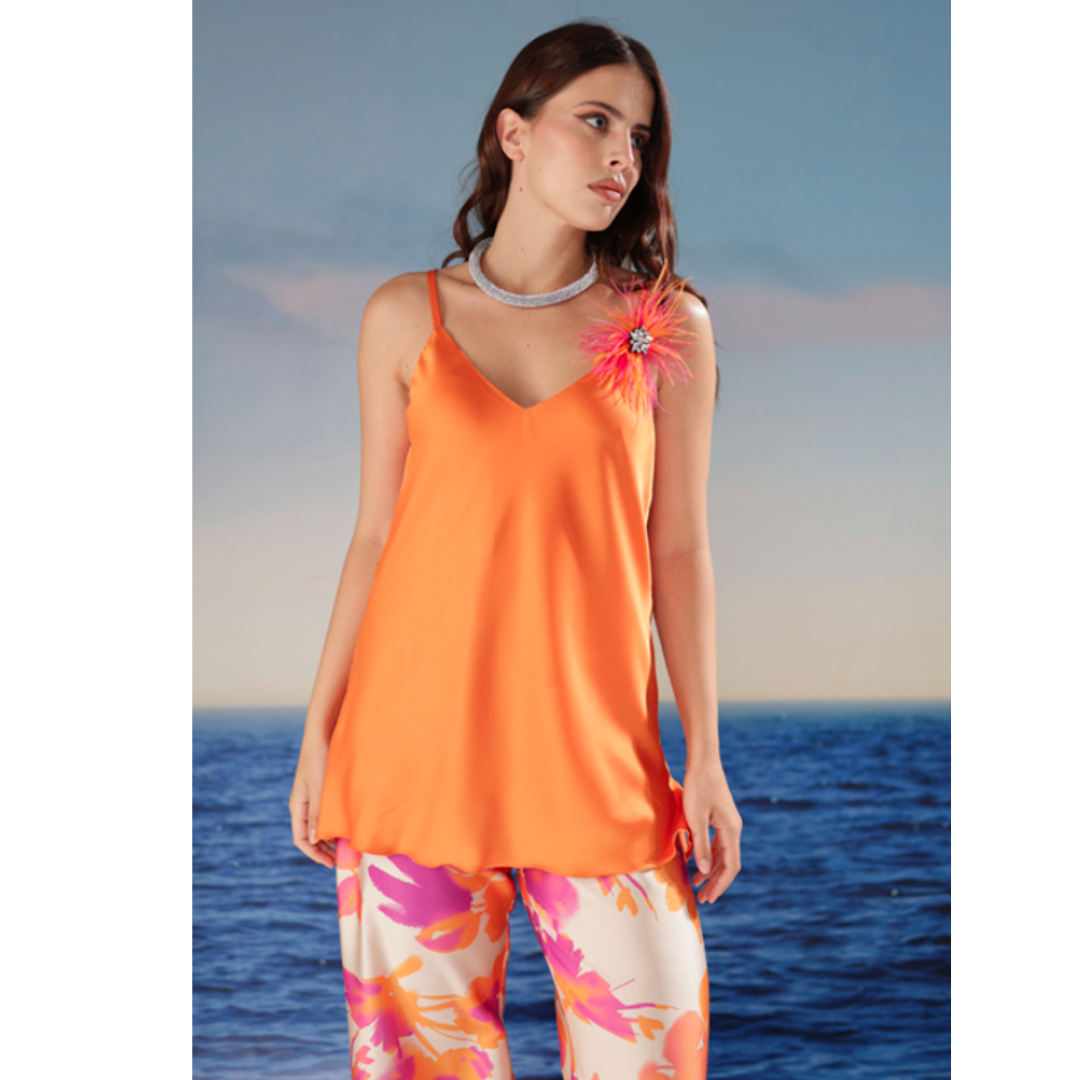 Elegante Oranje Top met Afneembare Bloem – Chic & Stijlvol | Mealys image 1