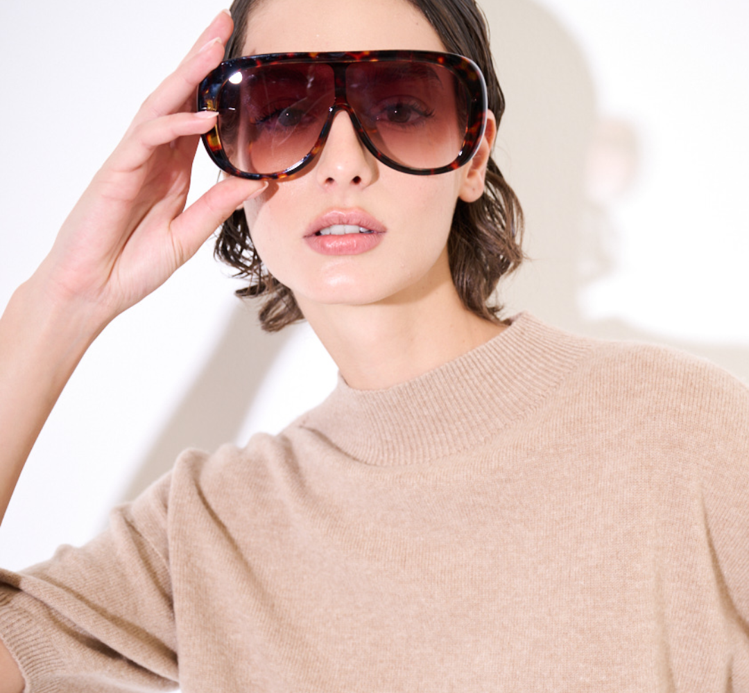 Kikisix Cashmere Trui – Halflang, Zacht & Must-Have image 1