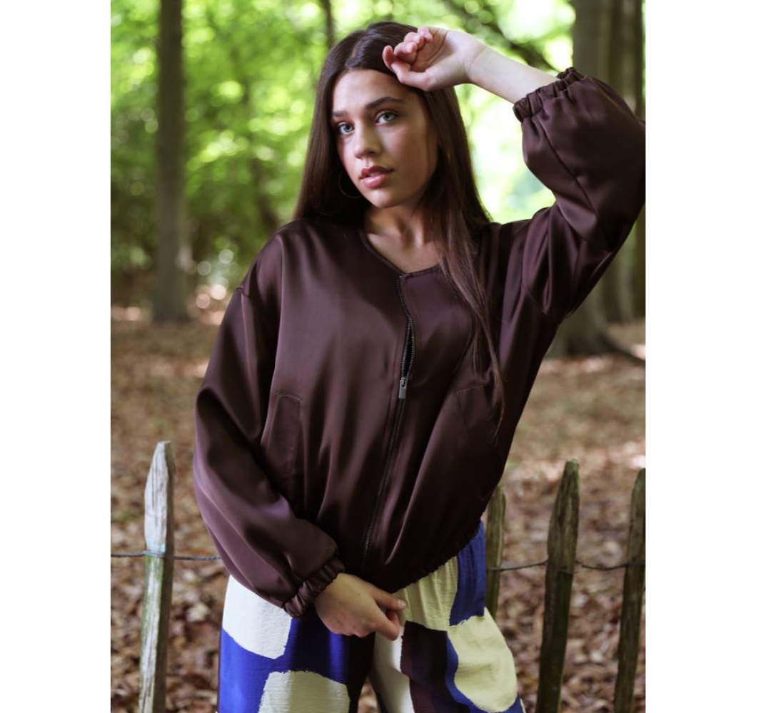Bomberjack Acosse Light Taupe & Bordeaux | Amélie & Amélie