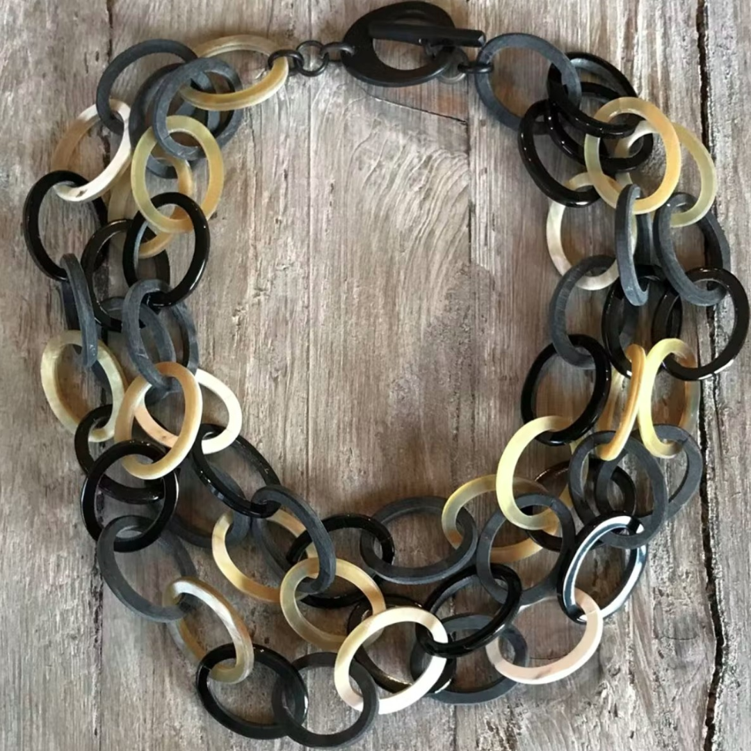Stijlvolle handgemaakte ketting buffelhoorn, 3 laags (Joyline-Creations) image 1