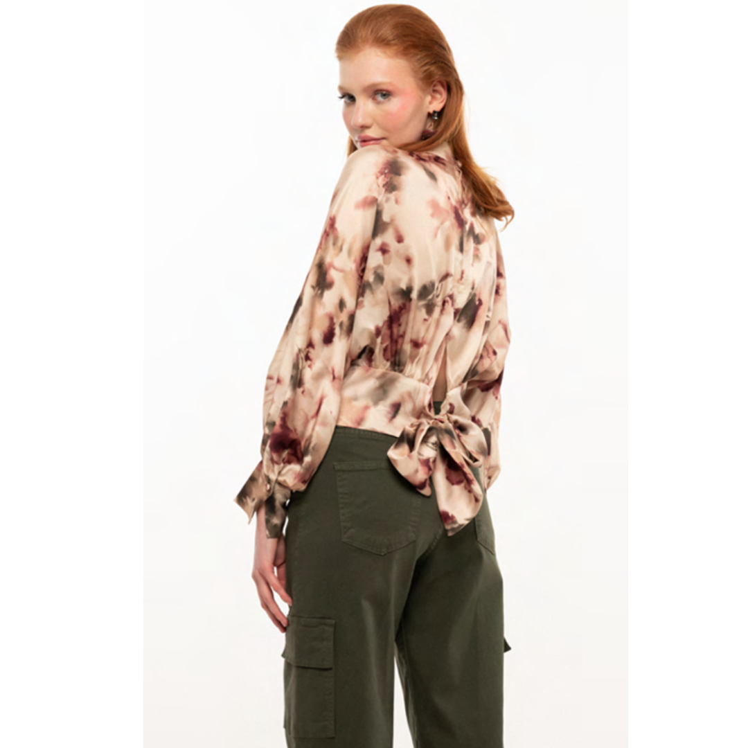 Blouse Bloem (Trendy met Knoopdetail) Mironce