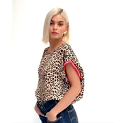Shirt Tijgerprint Beige Kikisix – Trendy Zomer Eyecatcher